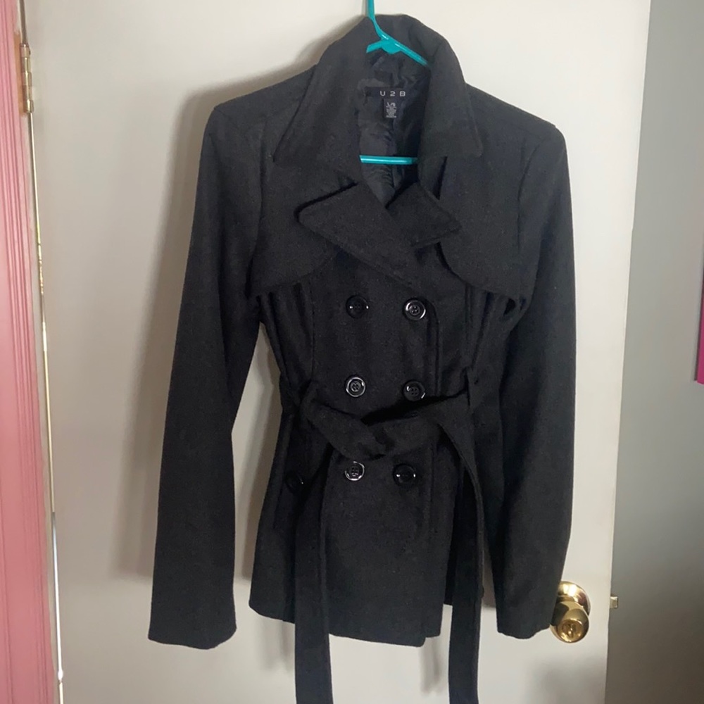 Winter jacket. Fit more like small medium